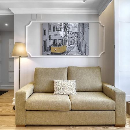 Lisbon Beautiful 2 Bedroom Apartment With Views In Rua Augusta Lisbon Bagian luar foto