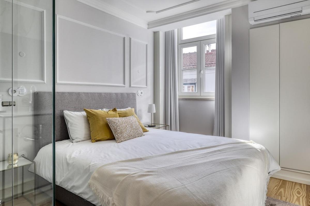 Lisbon Beautiful 2 Bedroom Apartment With Views In Rua Augusta Lisbon Bagian luar foto